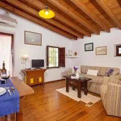Ferienhaus in El Borge mit Garten, Grill und Terrasse