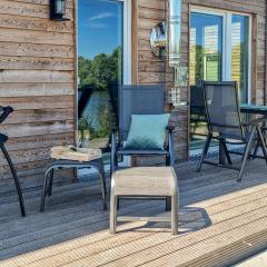 Gorgeous Home In Tossens With Wifi