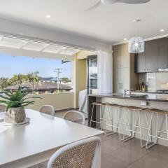 Villa Sangiovese - Unit Two - 2-2 Heath Street