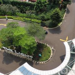 Homey and Nice Studio at Signature Park Grande Apartment By Travelio