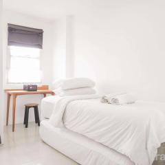 Stunning Studio Apartment at Belmont Residence Puri By Travelio