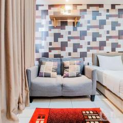 Warm and Homey Studio Room Casa de Parco Apartment By Travelio
