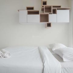 Simply Look Studio at Casa De Parco Apartment By Travelio