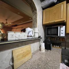 Rental Room in Apartment in Giza only Female