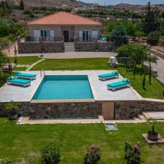 Villa Manetti with Private Pool and Garden by Hospi