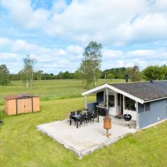 2 Bedroom Nice Home In Hadsund