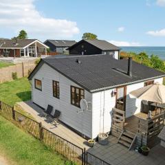 1 Bedroom Stunning Home In Allingåbro