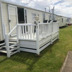 3 Bedrooms, 8 Berth Caravan, Lyons Robin Hood in Rhyl