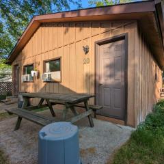 Tiny Wood Cottage 20