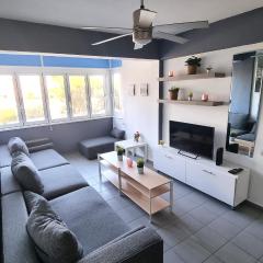 Beachside Comfort - 2Br Apt,5 Min to the Beach