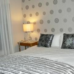 Fully Furnished 3 Bedroom House In in Pentagon Park Bloemfontein