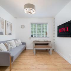 NEW! Cosy Flat - Free Parking - Wapping Station