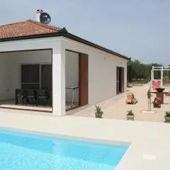 MEL'S HOUSE