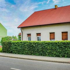Two-Bedroom Holiday Home In Osno Lubuskie