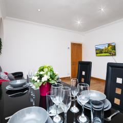 Immaculate Condition 3 Bed En-Suite Refurbished House