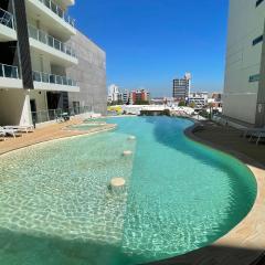 Modern unit, Pool, Gym & CBD location