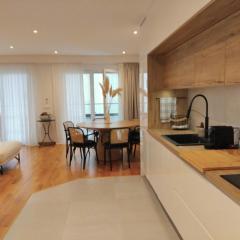 AAA SEAVIEW APARTMENTS - Makarska