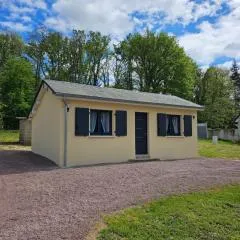 Charmante maison avec parc boisé