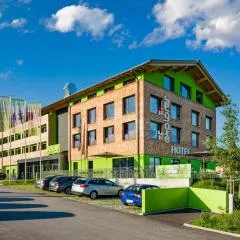 Explorer Hotel Stubaital