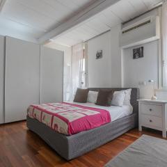 Ferrara Center Bi-Level Beauty Apartment