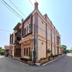 RedDoorz Syariah Near Exit Toll Pekalongan 2
