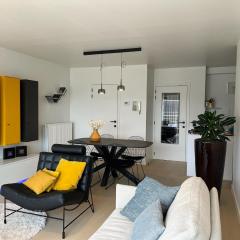 BD Appartement - Modern en gezellig - Strand en winkels vlakbij