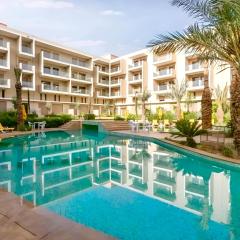 Elegant Apartment with Pool, Clim & Wi-Fi - 7min Gueliz
