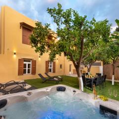 3-4 Bedrooms Villa in old Town