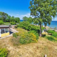 Apartment Throtti - 50m from the sea by Interhome