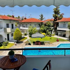 Palm trees apartment