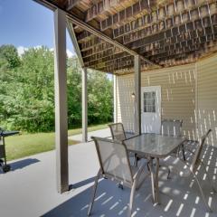 Pet-Friendly Cleveland Apt 7 Mi to Yonah Mountain