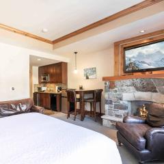 Big Horn Lodge 305 by East West Hospitality