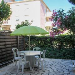 Studio Calme au Lavandou, 500m Plage, Piscine, Parking, Clim, Terrasse Privative, 4 Couchages - FR-1-803-7