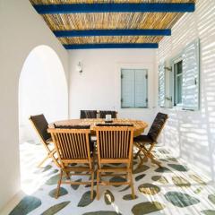 Ocean Villa in Paros