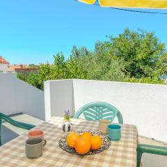 Stunning Apartment In Nin With Wifi