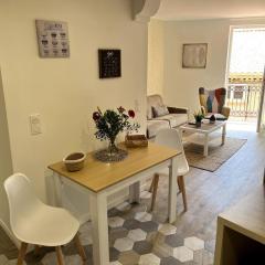Appartement 56m2 avec balcon en coeur de village