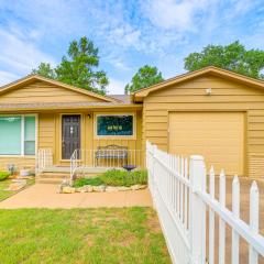 Family-Friendly Sand Springs Home about 8 Mi to Tulsa!