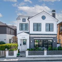 1225 W Balboa Blvd A
