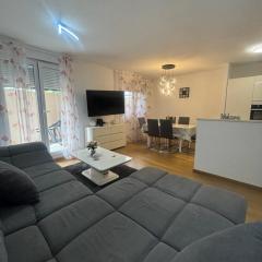 Apartment Dalmatinos SPLIT Znjan