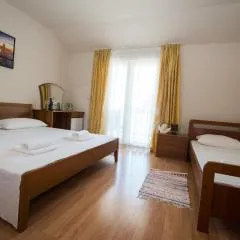 airport rooms Manufaktura