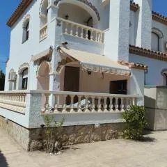 Miami Playa: houses / villas - 4 rooms - 6 persons