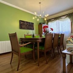 Apartamento há 500 mts da rua coberta