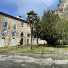 Appartement de plain pied , jardin et grande terrasse
