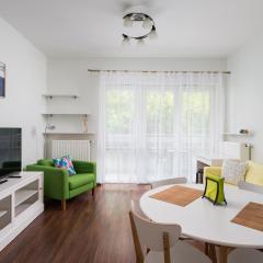 Aleja Krakowska Homely Apartment by BookingHost
