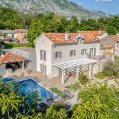 Nature Villa Frangipane with Pool - Happy Rentals