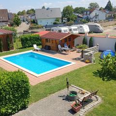 Ferienwohnungen zur Elz - Traumhafte 160 qm Wohnung mit Pool und Garten Nähe des Europaparks