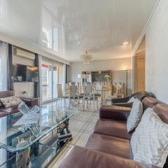 Spacious 3-bedroom apartment with balcony Gratte Ciel Villeurbanne