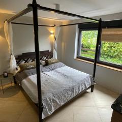 Wellness Suite für 2 Personen mit Sauna und Billardtisch