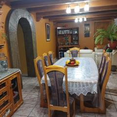 Depa amoblado Samana Cruz