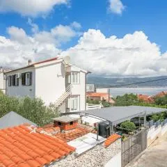 Apartments by the sea Slatine, Ciovo - 6000